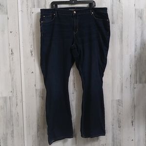 0624 Signature Levi Modern Bootcut Jeans